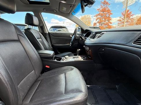 Used 2011 Hyundai Genesis 4.6 image 23