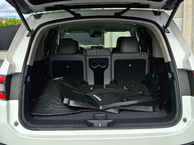 Used 2025 Honda Pilot EX-L image 30
