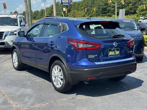 Certified 2022 Nissan Rogue Sport SV AWD/4WD image 5