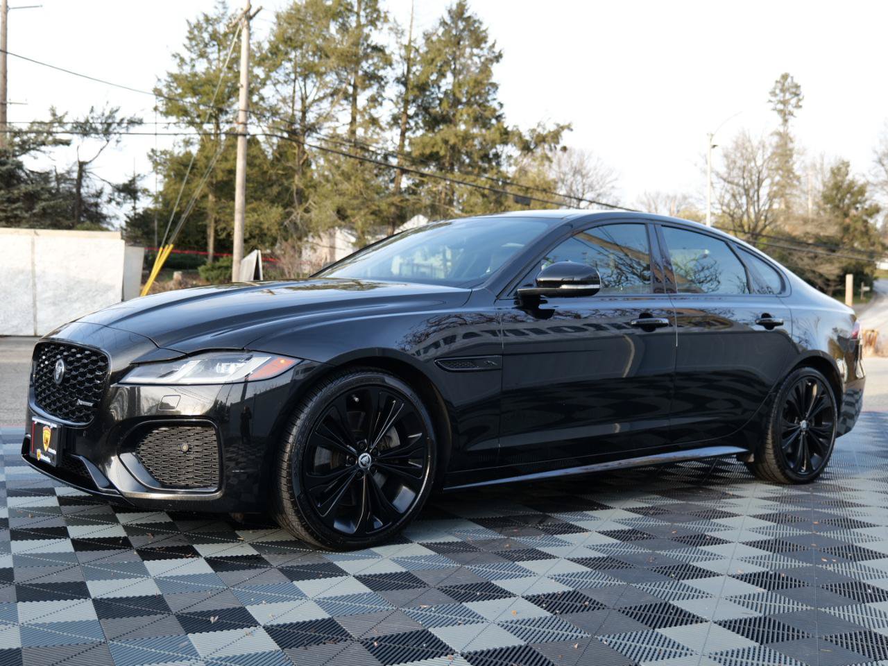 Used 2024 Jaguar XF R-Dynamic SE AWD/4WD image 75