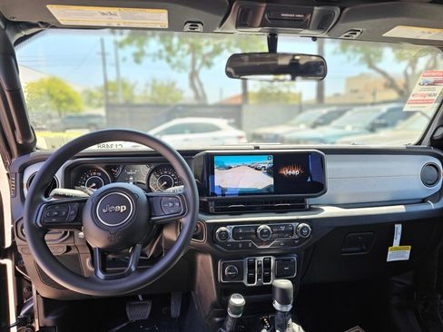 New 2026 Jeep Gladiator Sport AWD/4WD image 25