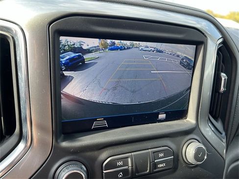 Used 2022 Chevrolet Silverado 1500 LT image 21