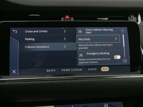 Used 2023 Land Rover Range Rover Evoque S AWD/4WD image 29