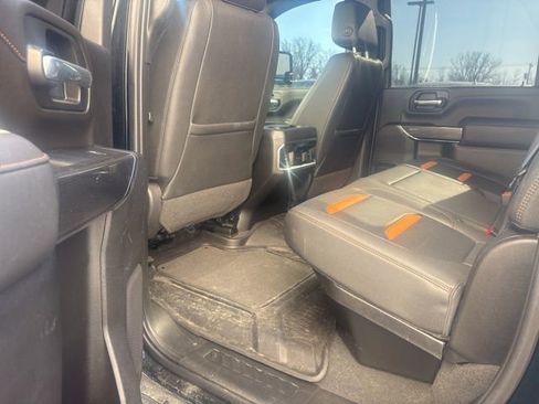 Used 2022 GMC Sierra 2500 AT4 w/ AT4 Premium Plus Package image 10