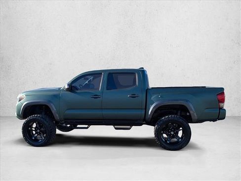 Used 2016 Toyota Tacoma TRD Sport w/ Towing Package image 8