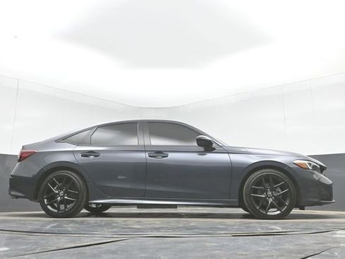Used 2025 Honda Civic Sport image 46