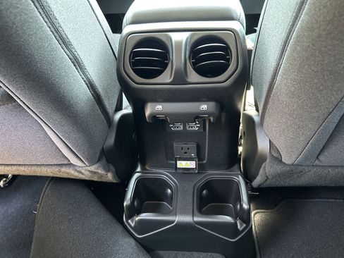 New 2025 Jeep Gladiator Sport image 57