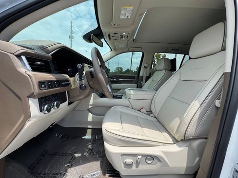 Used 2024 GMC Yukon Denali AWD/4WD image 27