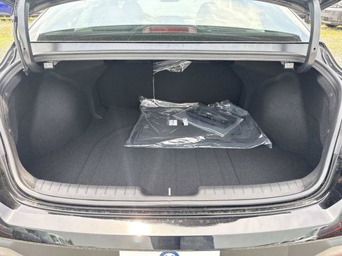 New 2026 Hyundai Elantra SEL Sport FWD image 12