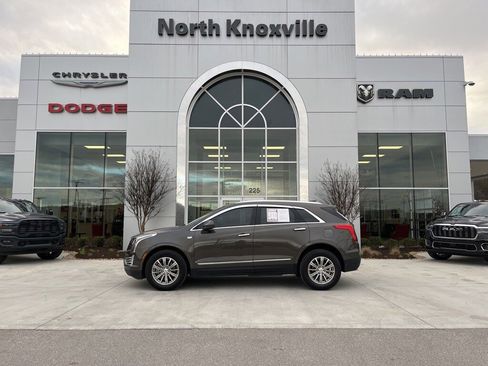 Used 2019 Cadillac XT5 Luxury image 2