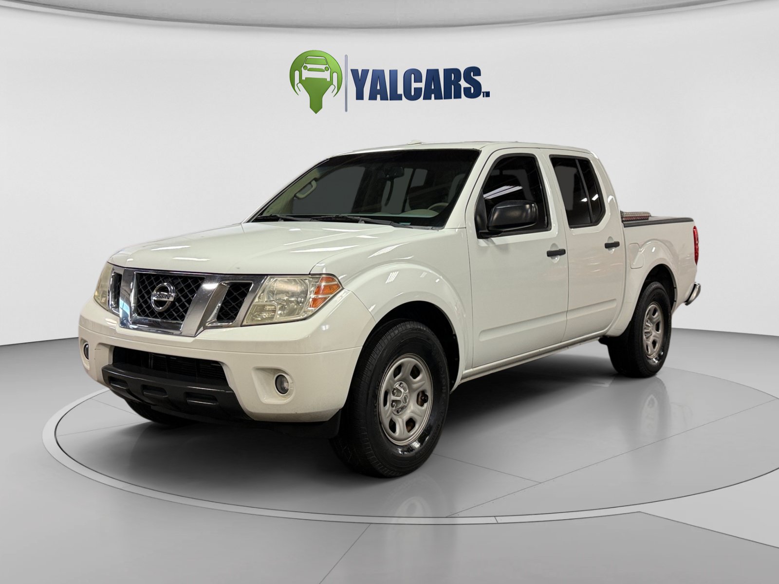 Used 2017 Nissan Frontier SV w/ SV Value Truck Package RWD image 1