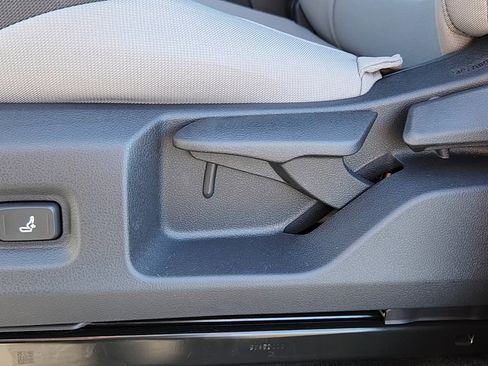 New 2025 Toyota Tacoma TRD Off-Road image 8