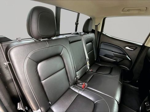 Used 2022 Chevrolet Colorado Z71 AWD/4WD image 28