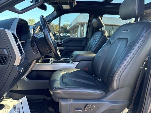 Used 2022 Ford F250 Platinum image 17