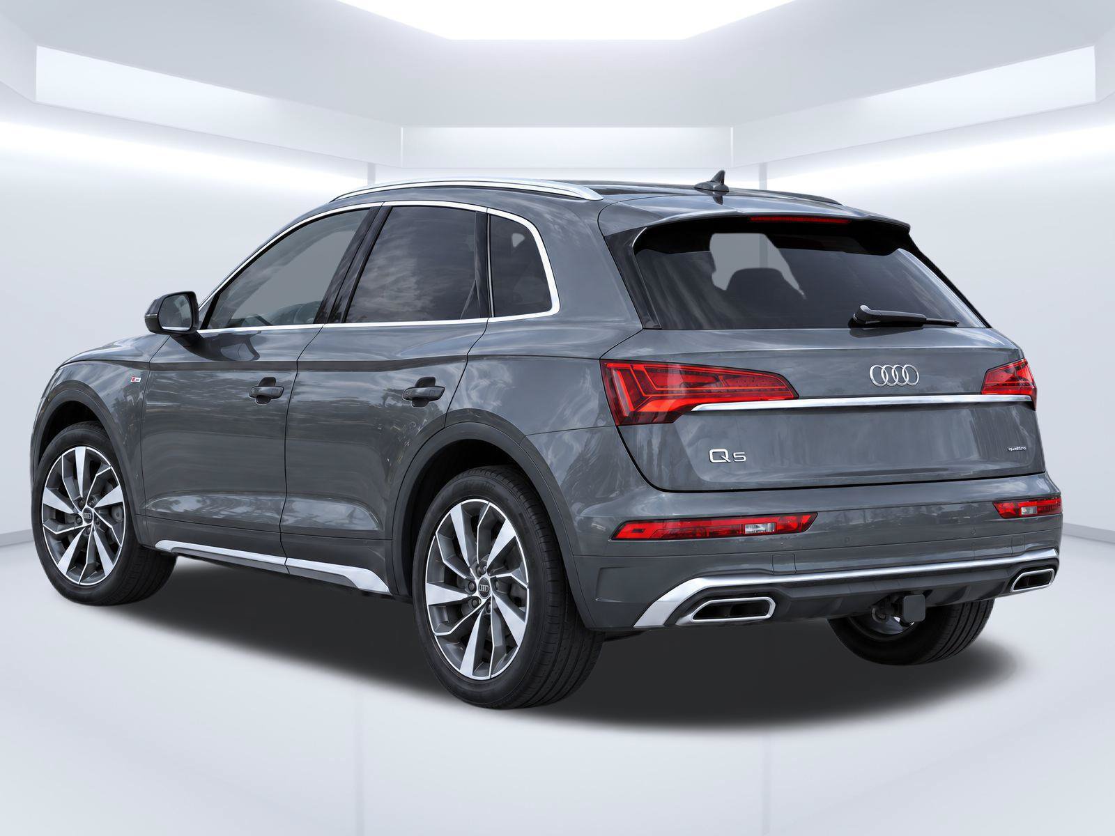 Used 2023 Audi Q5 2.0T Premium Plus w/ Premium Plus Package AWD/4WD image 3