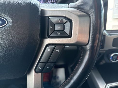 Used 2022 Ford F450 Platinum w/ FX4 Off-Road Package image 41