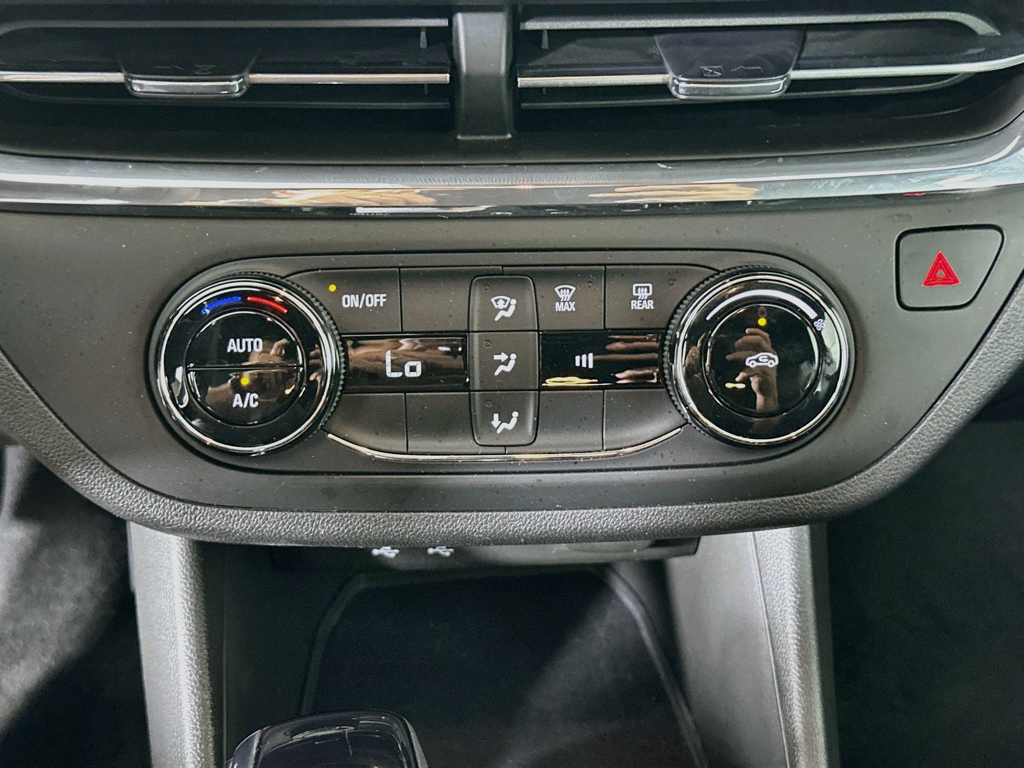 Used 2026 Buick Envista Preferred FWD image 23