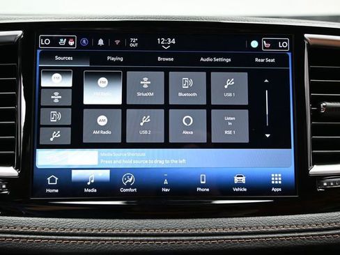 New 2026 Chrysler Pacifica Pinnacle w/ Trailer Tow Group FWD image 38