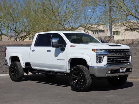 Used 2021 Chevrolet Silverado 3500 LTZ w/ LTZ Premium Package image 3