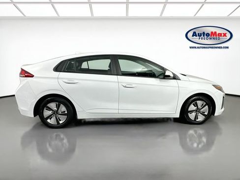 Used 2022 Hyundai Ioniq Blue FWD image 9