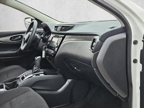 Used 2020 Nissan Rogue Sport S w/ Appearance Package FWD image 19