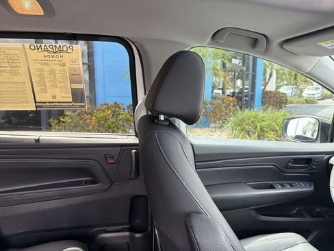 Certified 2024 Honda Odyssey EX-L image 14