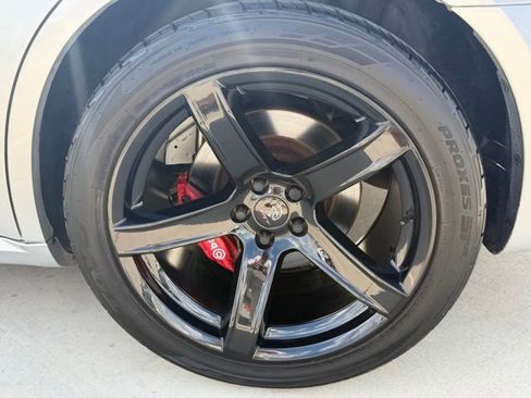 Used 2006 Dodge Magnum SRT8 w/ SRT Option Group III RWD image 17