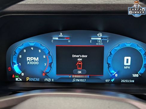 Used 2025 Ford Bronco Badlands AWD/4WD image 18