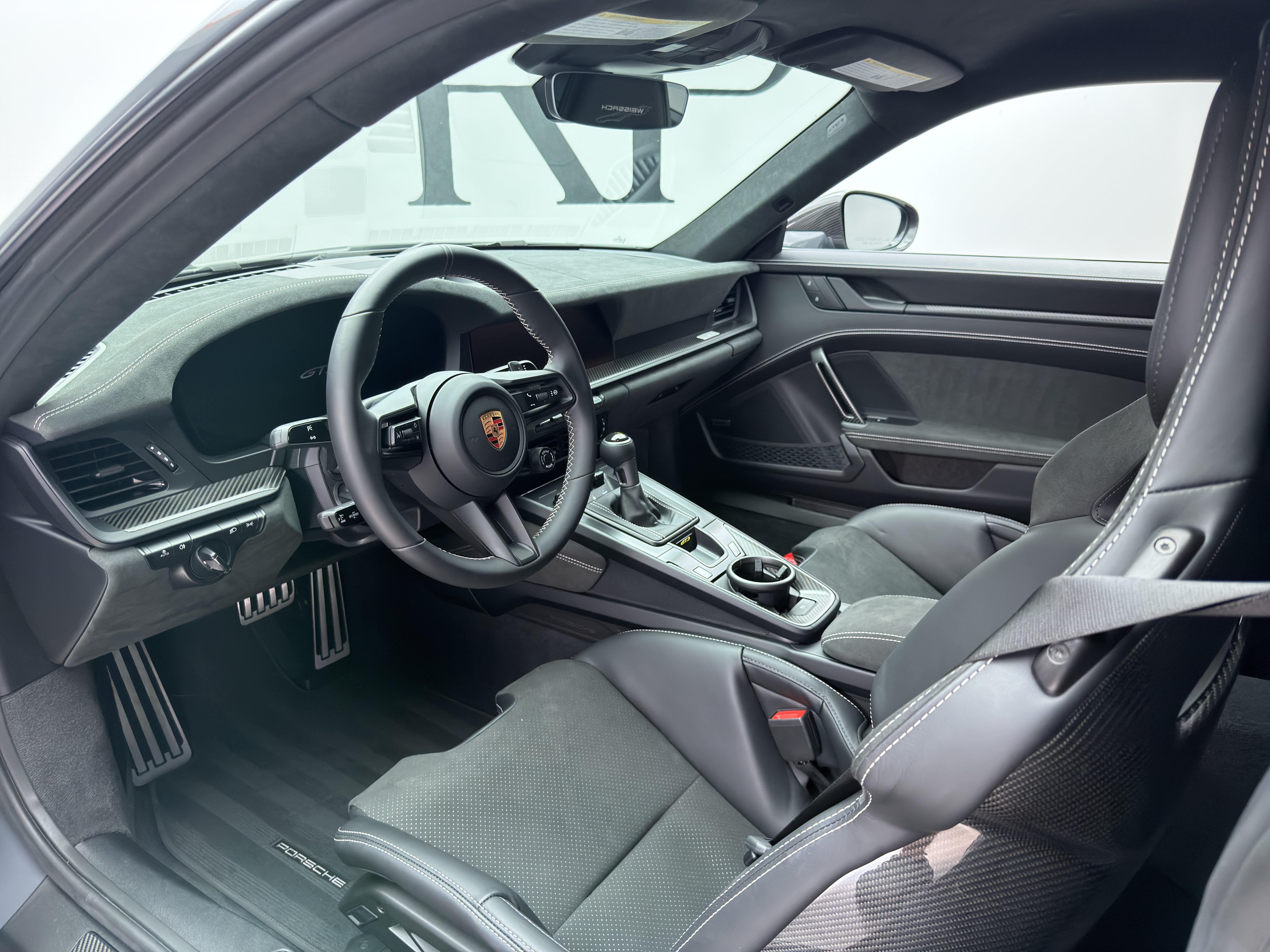 Used 2026 Porsche 911 GT3 RWD image 16