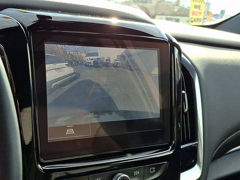 Certified 2023 Chevrolet Traverse LT image 19