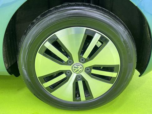 Used 2016 Volkswagen e-Golf SEL Premium image 16