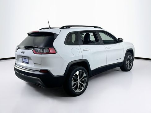 Used 2022 Jeep Cherokee Limited w/ Elite Package image 5