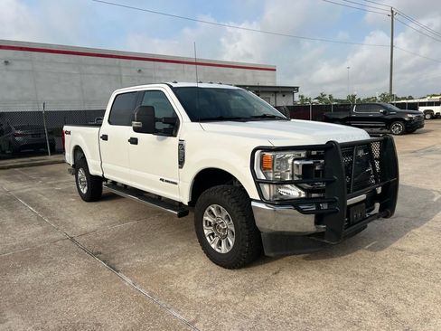 Used 2020 Ford F250 XLT AWD/4WD image 3