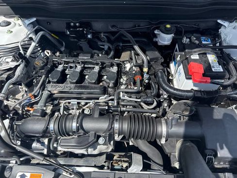 Used 2022 Honda Accord Sport image 32