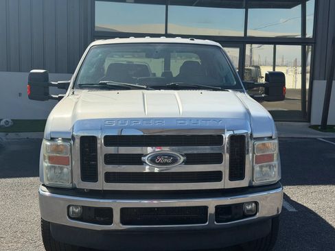 Used 2010 Ford F250 XL AWD/4WD image 13