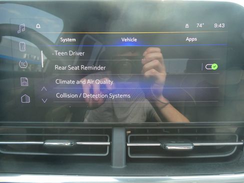 Certified 2025 Chevrolet Trax ACTIV w/ Driver Confidence Package FWD image 30