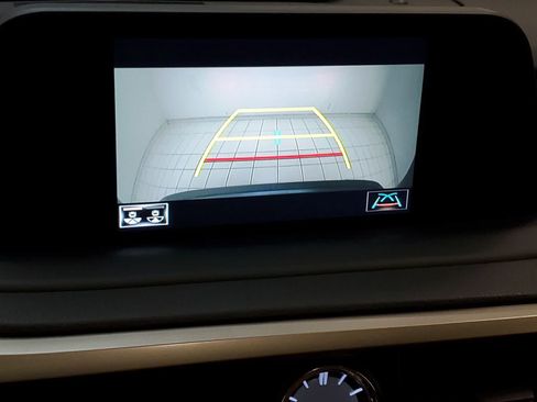 Used 2021 Lexus RX 350L FWD w/ Premium Package image 4