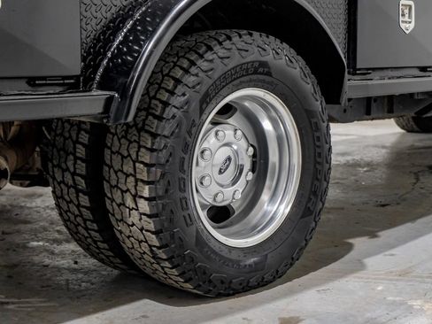 Used 2023 Ford F350 Lariat w/ FX4 Off-Road Package AWD/4WD image 60