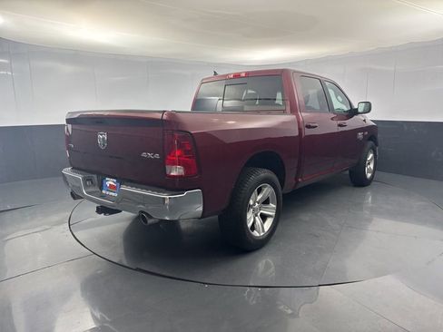 Used 2019 RAM 1500 Classic SLT w/ SLT Plus D￩cor Group AWD/4WD image 5