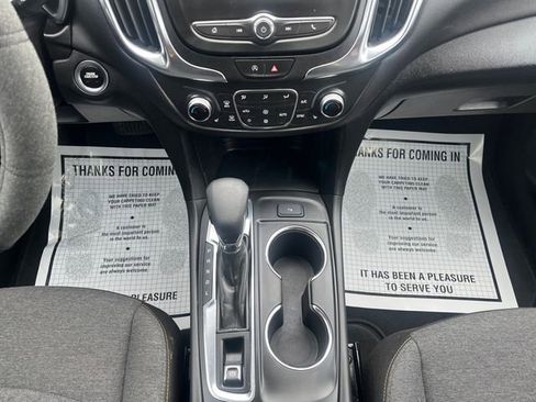 Used 2024 Chevrolet Equinox LT AWD/4WD image 11
