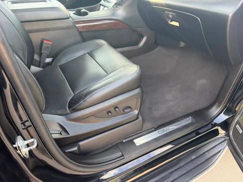 Used 2019 GMC Yukon SLT w/ Premium Edition AWD/4WD image 74