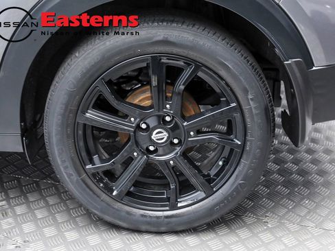 Used 2020 Nissan Kicks SR image 14