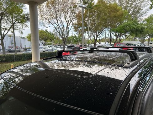 Used 2019 Jeep Grand Cherokee Altitude image 18