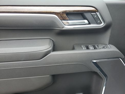 New 2025 GMC Sierra 1500 Elevation image 20