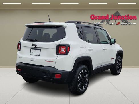 Used 2023 Jeep Renegade Trailhawk image 4
