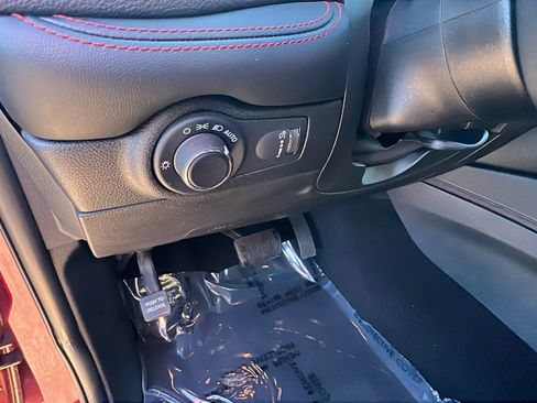 Used 2023 Dodge Durango GT image 27