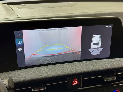 Used 2024 Kia EV6 Light image 3