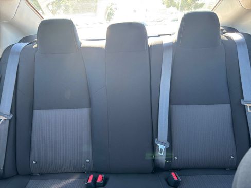 Used 2025 Nissan Sentra SV FWD image 37