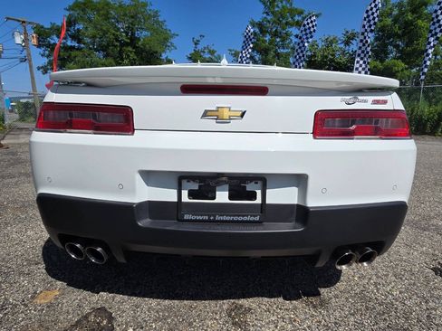 Used 2014 Chevrolet Camaro SS w/ RS Package RWD image 9