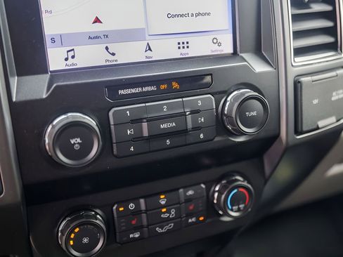 Used 2019 Ford F150 XLT w/ Equipment Group 302A Luxury image 21